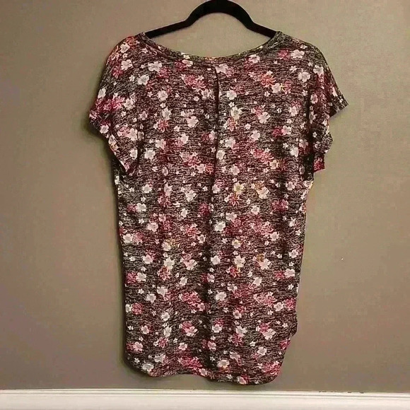 Womens Floral Flowy Top - Picture 3 of 8
